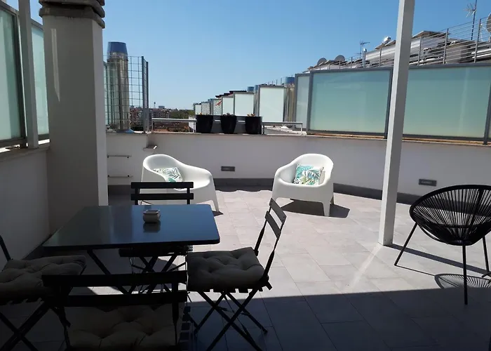 דירה Penthouse 40 In Trastevere With Seasonally Jacuzzi רומא