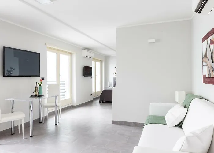 Penthouse 40 In Trastevere With Seasonally Jacuzzi
